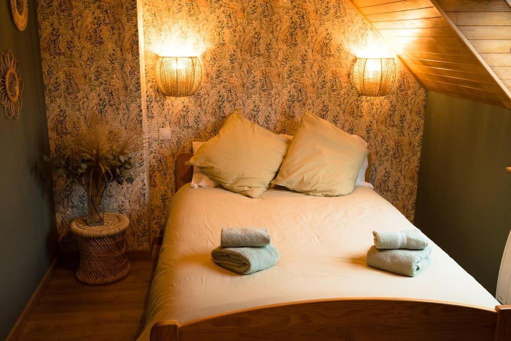 Gite De Charme Avec Spa, Baie Du Mont St Michel Sougeal Luaran gambar